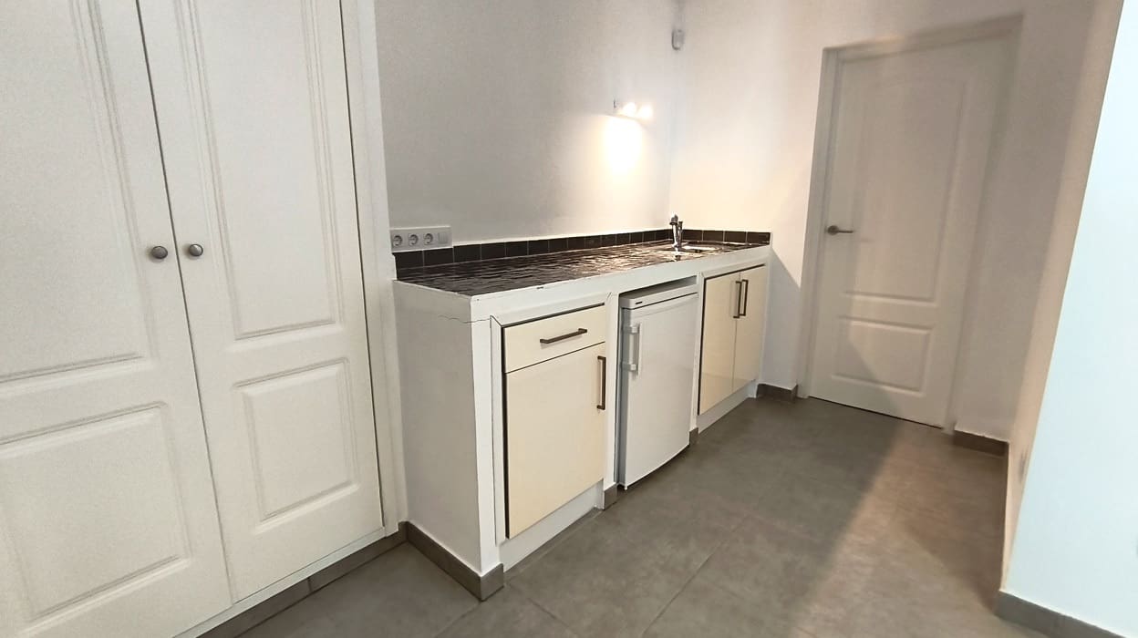 5 Zimmer Villa zu verkaufen in La Sella mit Pool Garage - 785.000 € (Ref: 10039993)