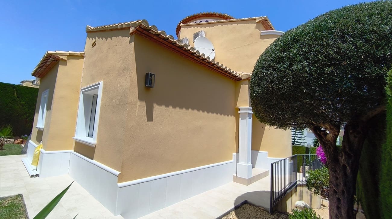 3 bedroom Villa for sale in La Sella with pool - € 439,000 (Ref: 10039994)