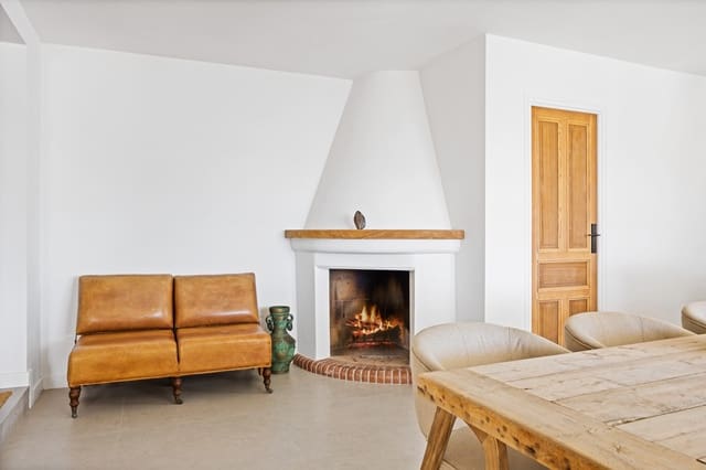 4 quarto Moradia para venda em Oliva Pueblo, Oliva - 1 250 000 € (Ref: 10039996)
