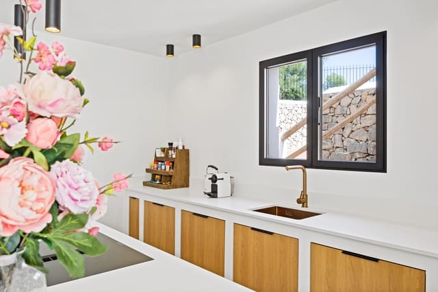 4 quarto Moradia para venda em Oliva Pueblo, Oliva - 1 250 000 € (Ref: 10039996)