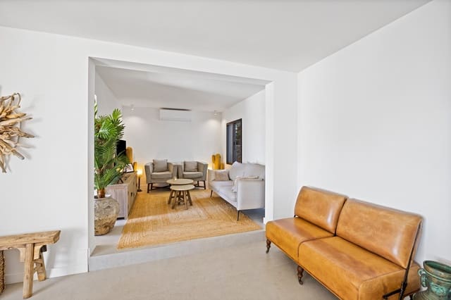 4 quarto Moradia para venda em Oliva Pueblo, Oliva - 1 250 000 € (Ref: 10039996)