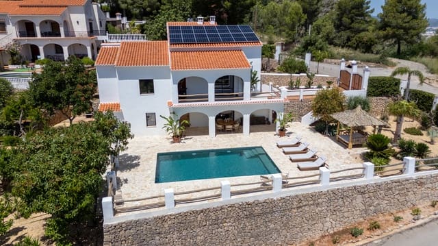 4 quarto Moradia para venda em Oliva Pueblo, Oliva - 1 250 000 € (Ref: 10039996)
