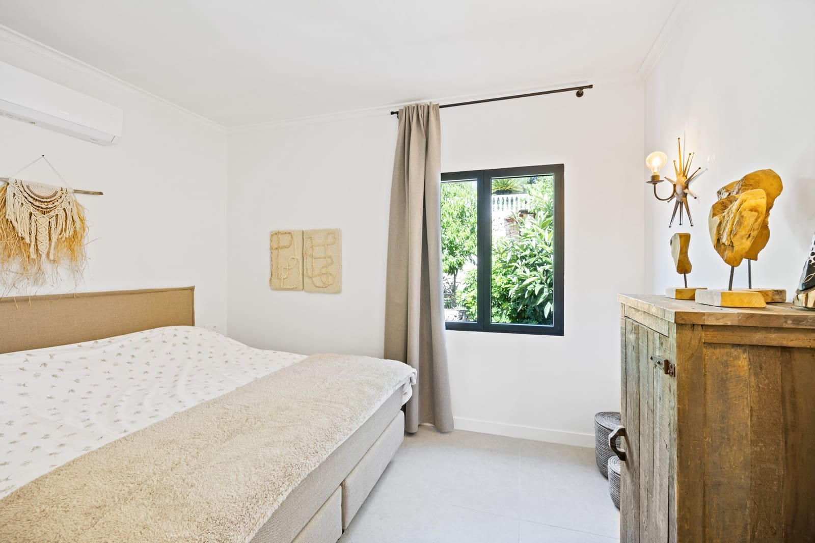 4 quarto Moradia para venda em Oliva - 1 250 000 € (Ref: 10039996)
