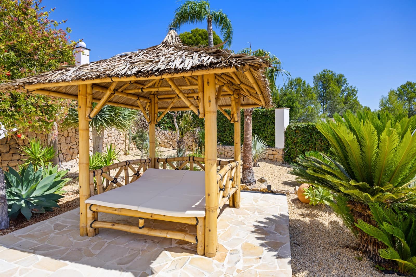4 quarto Moradia para venda em Oliva - 1 250 000 € (Ref: 10039996)