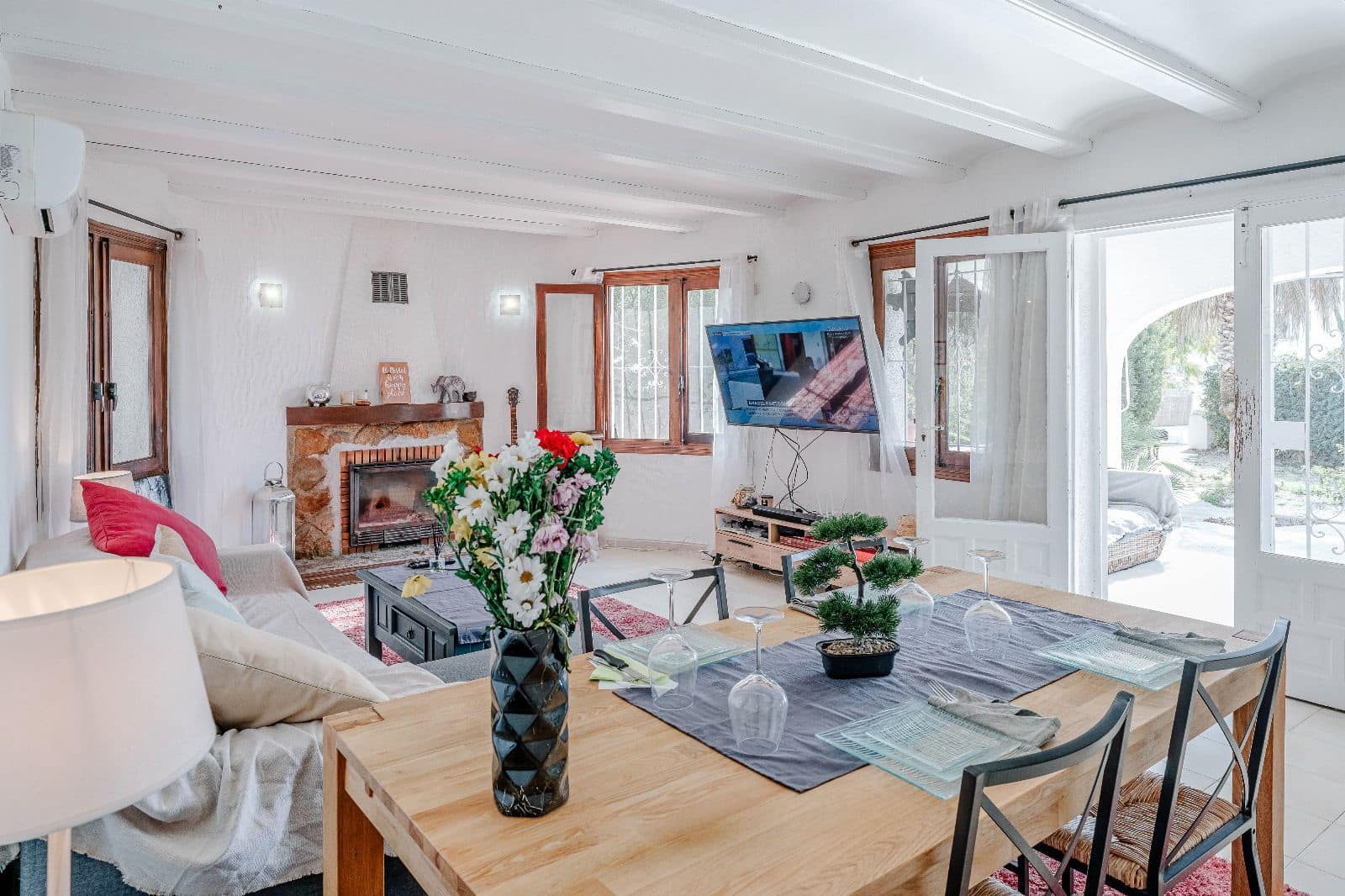 Chalet de 2 habitaciones en Moraira en venta con garaje - 550.000 € (Ref: 10039998)