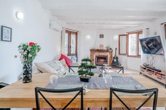 2 makuuhuone Huvila myytävänä paikassa Paichi, Teulada-Moraira mukana 
autotalli - 550 000 € (Ref: 10039998)