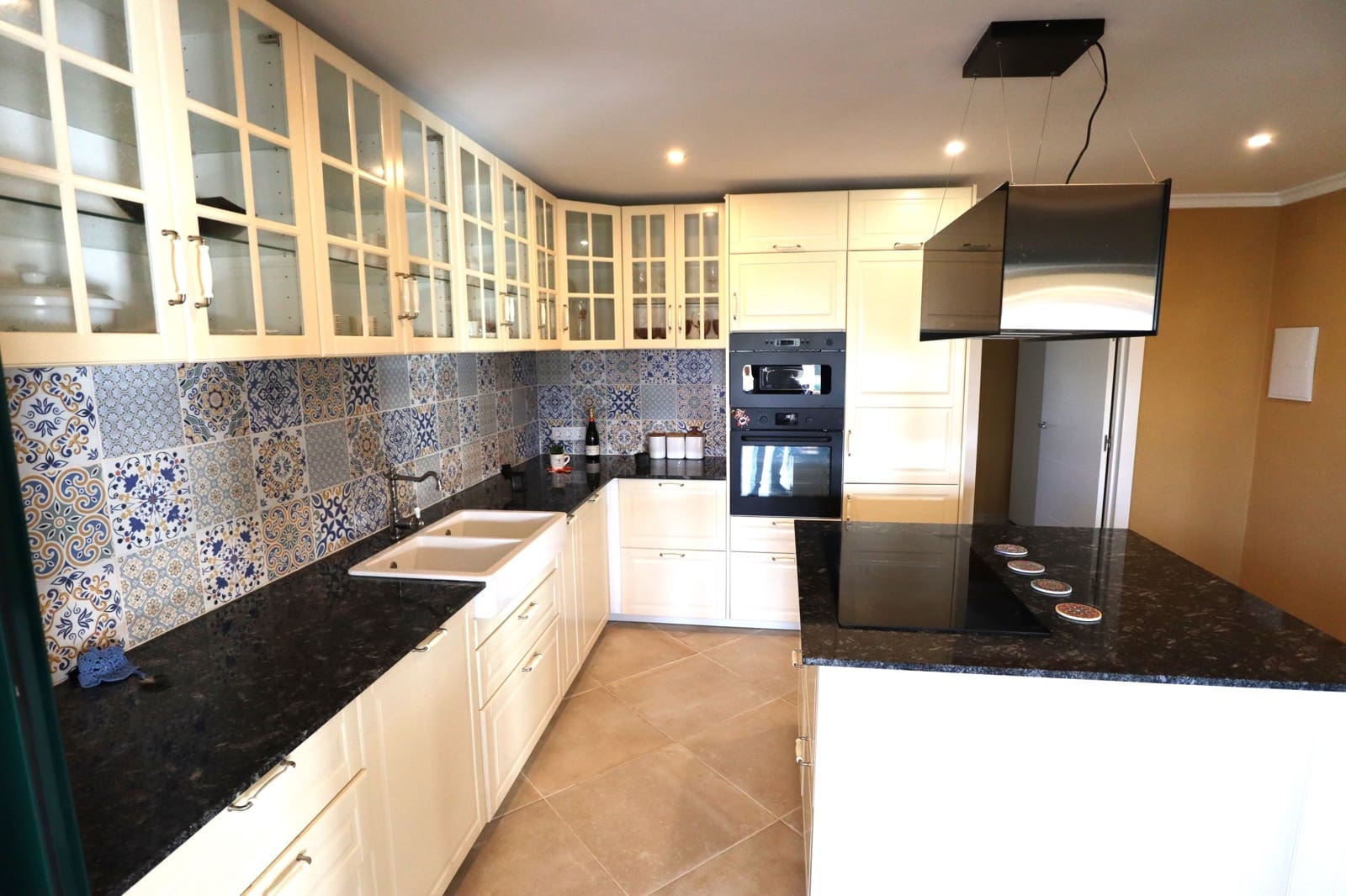 6 bedroom Villa for sale in Pedreguer - € 795,000 (Ref: 10040007)