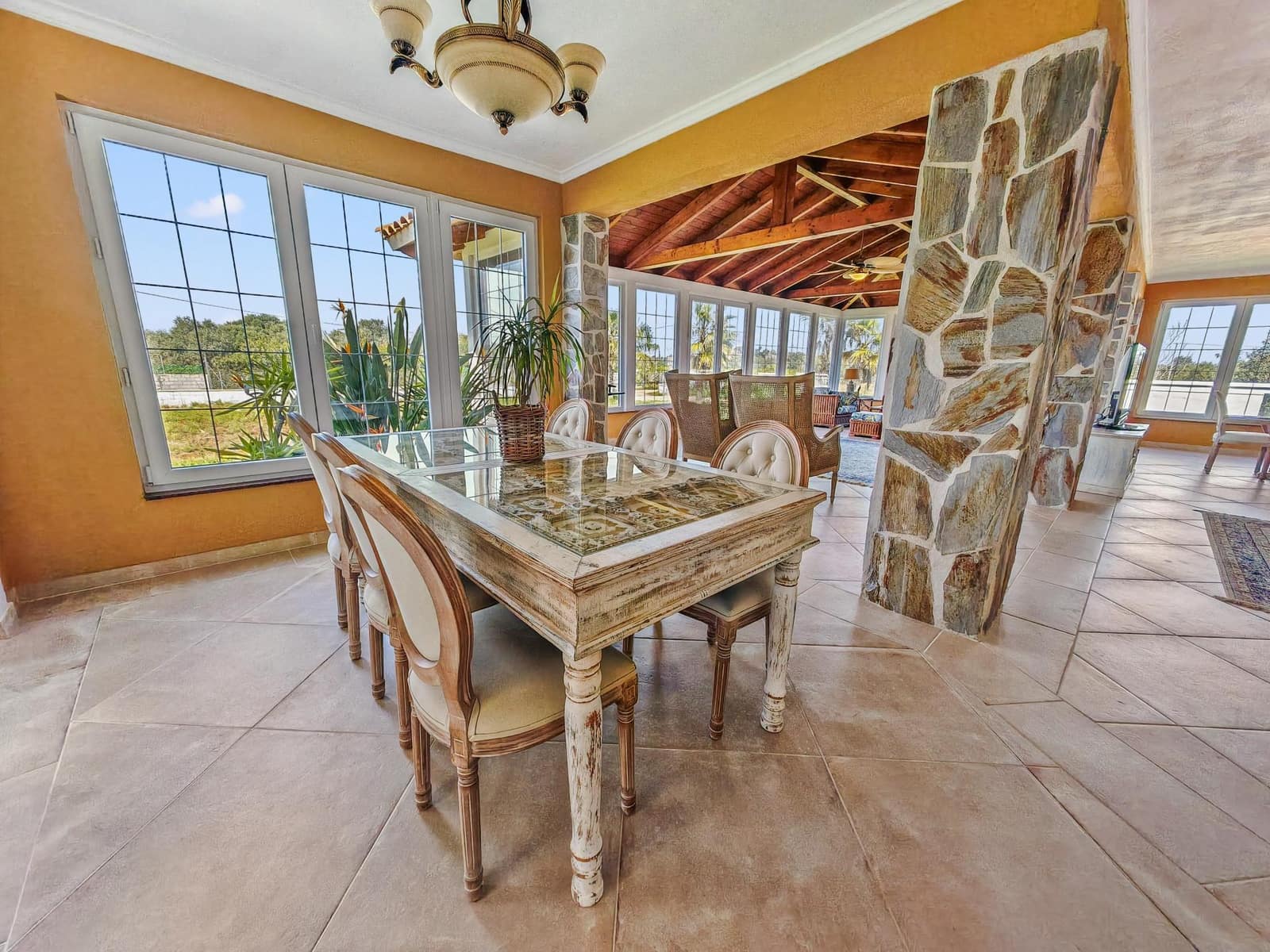 6 bedroom Villa for sale in Pedreguer - € 795,000 (Ref: 10040007)