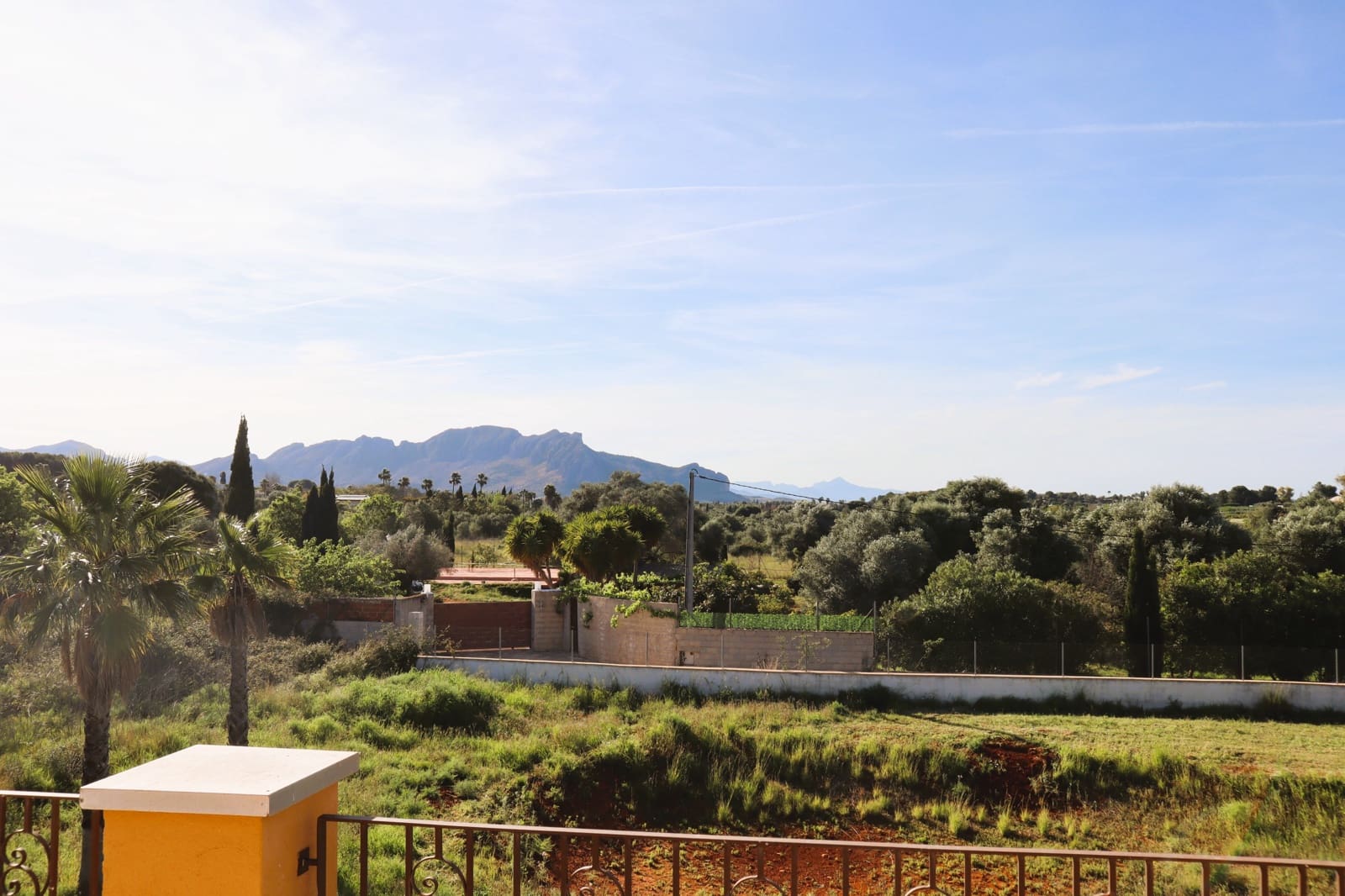 6 bedroom Villa for sale in Pedreguer - € 795,000 (Ref: 10040007)