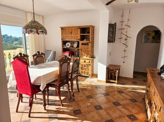 4 sovrum Villa till salu i Pinar del Advocat - Cometa, Teulada-Moraira med pool garage - 675 000 € (Ref: 10040008)