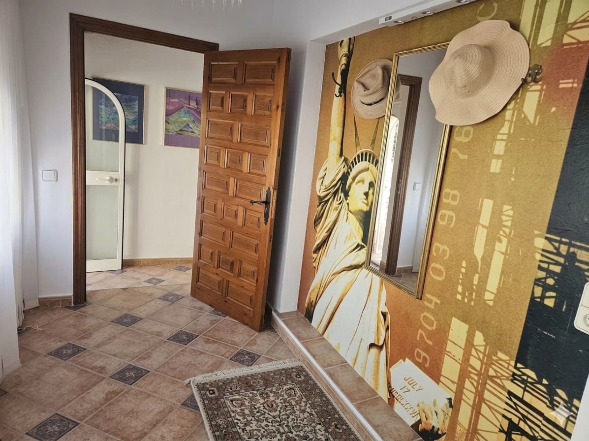 4 bedroom Villa for sale in Moraira with pool garage - € 675,000 (Ref: 10040008)