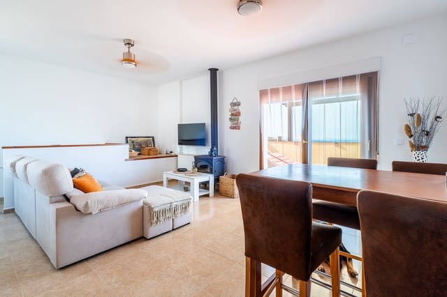 Apartamento de 3 habitaciones en Ráfol de Almunia en venta con piscina garaje - 235.000 € (Ref: 10040012)