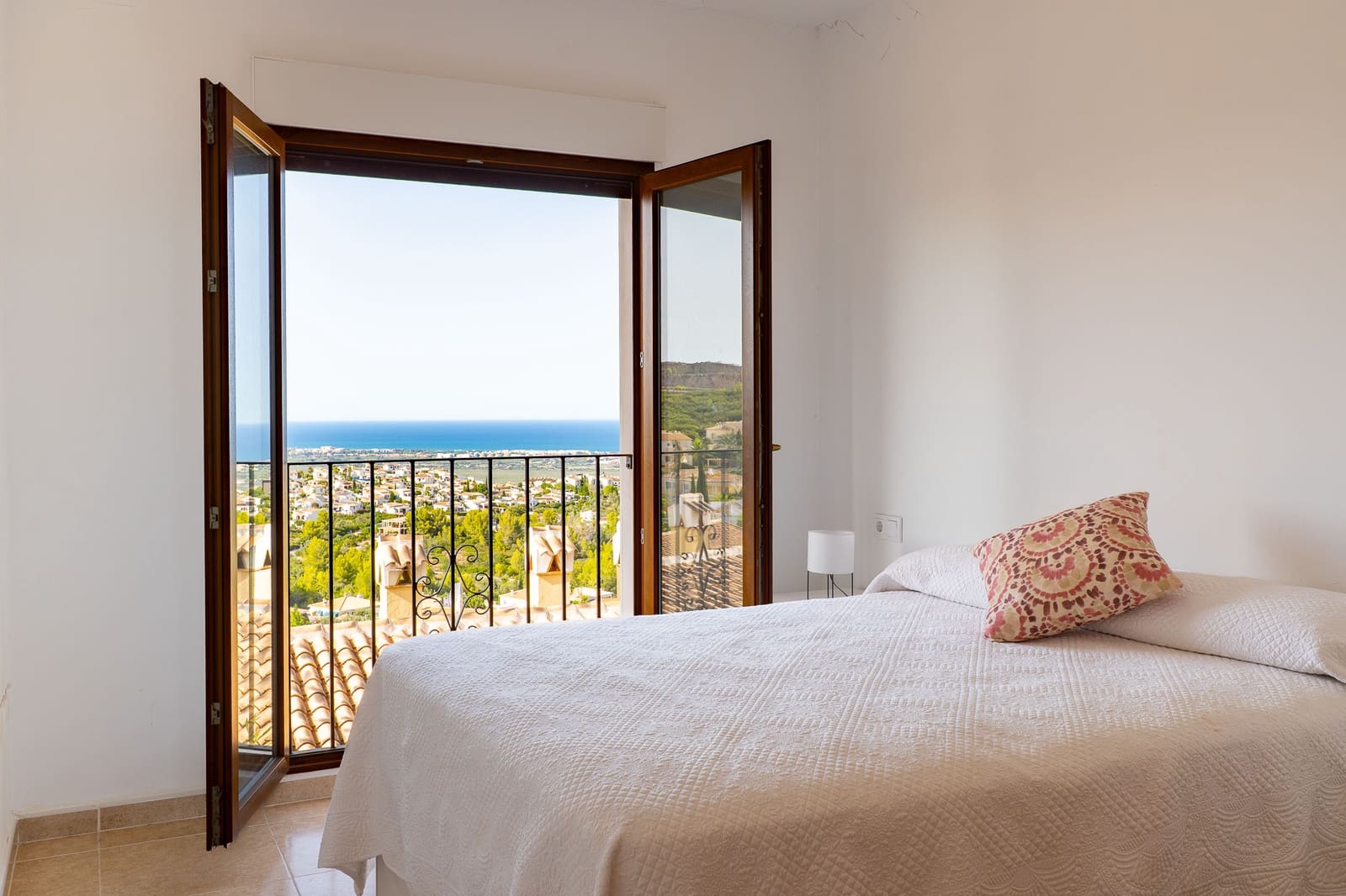 Apartamento de 3 habitaciones en Ráfol de Almunia en venta con piscina garaje - 235.000 € (Ref: 10040012)