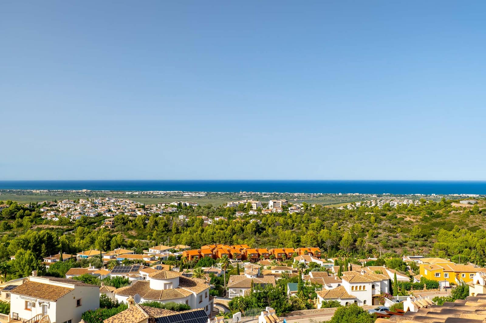 Apartamento de 3 habitaciones en Ráfol de Almunia en venta con piscina garaje - 235.000 € (Ref: 10040012)