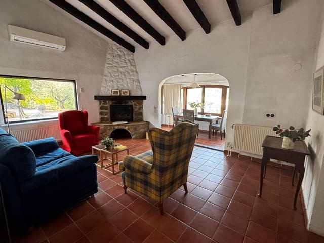 2 chambre Villa/Maison à vendre à Orba avec garage - 330 000 € (Ref: 10040017)