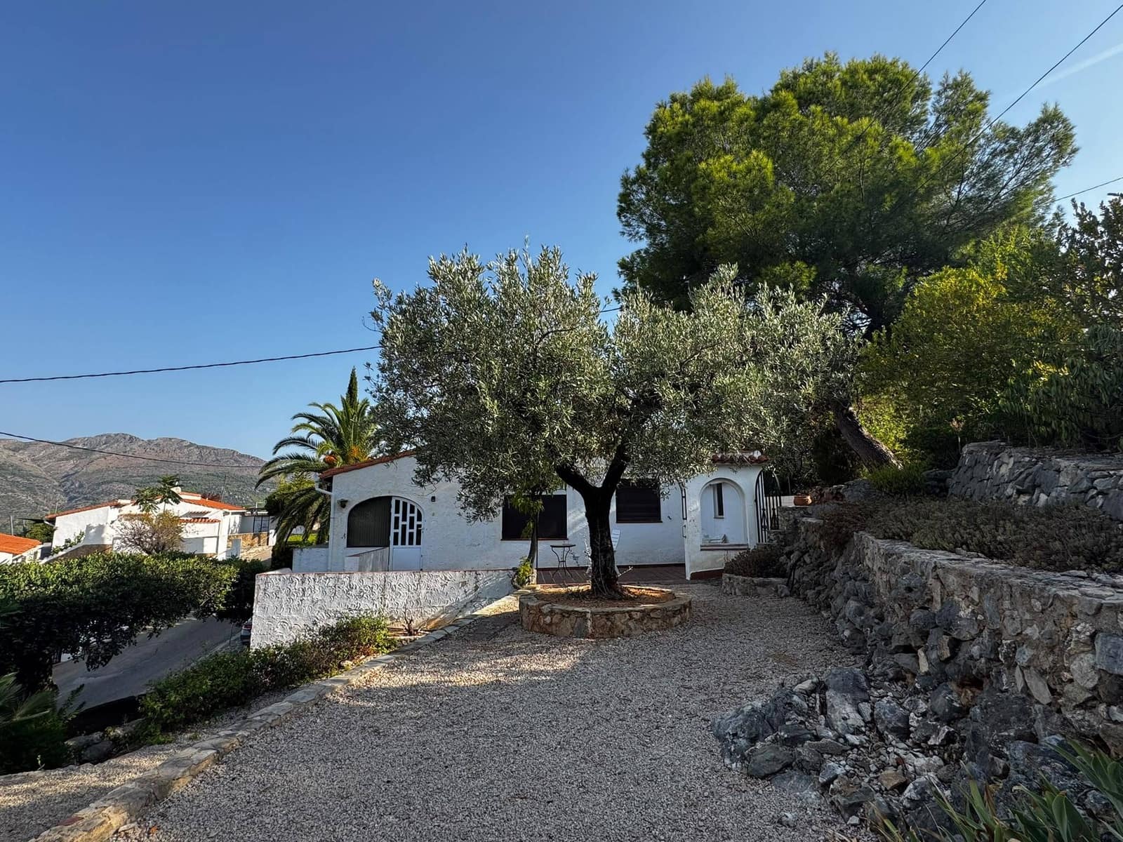 2 bedroom Villa for sale in Orba with garage - € 330,000 (Ref: 10040017)