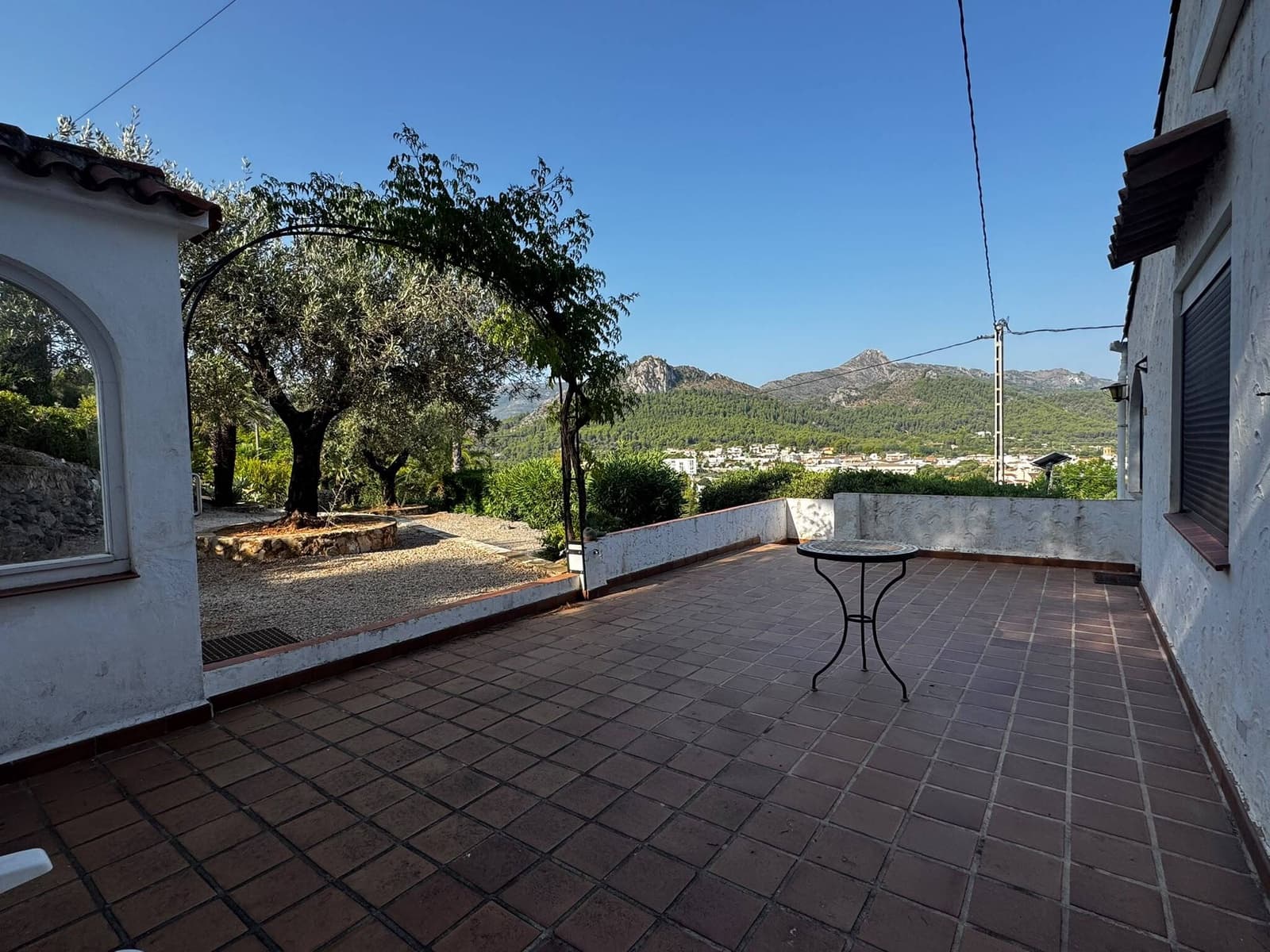 2 bedroom Villa for sale in Orba with garage - € 330,000 (Ref: 10040017)