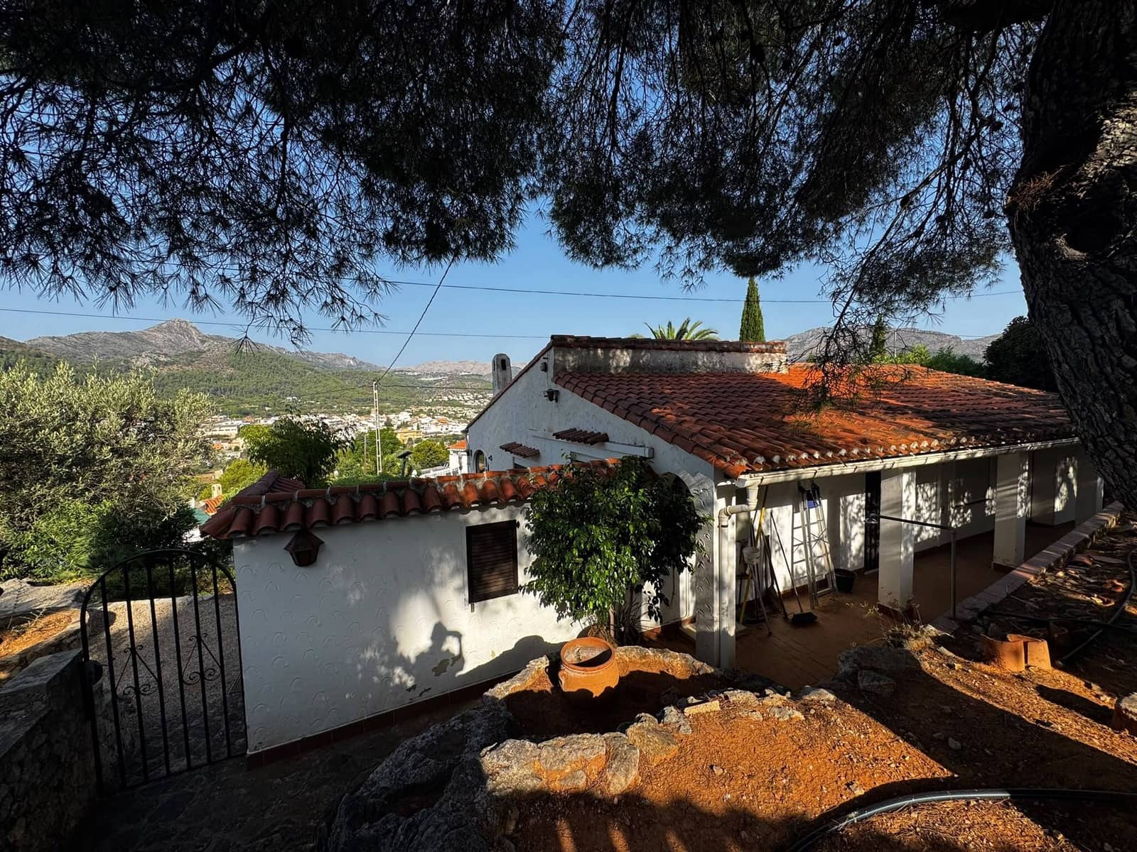 2 bedroom Villa for sale in Orba with garage - € 330,000 (Ref: 10040017)
