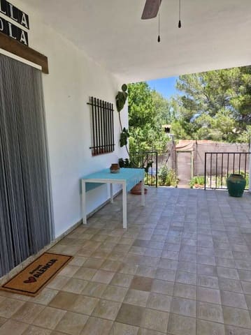 4 soveværelse Finca/Landehus til salg i Turís med garage - € 159.000 (Ref: 10040023)