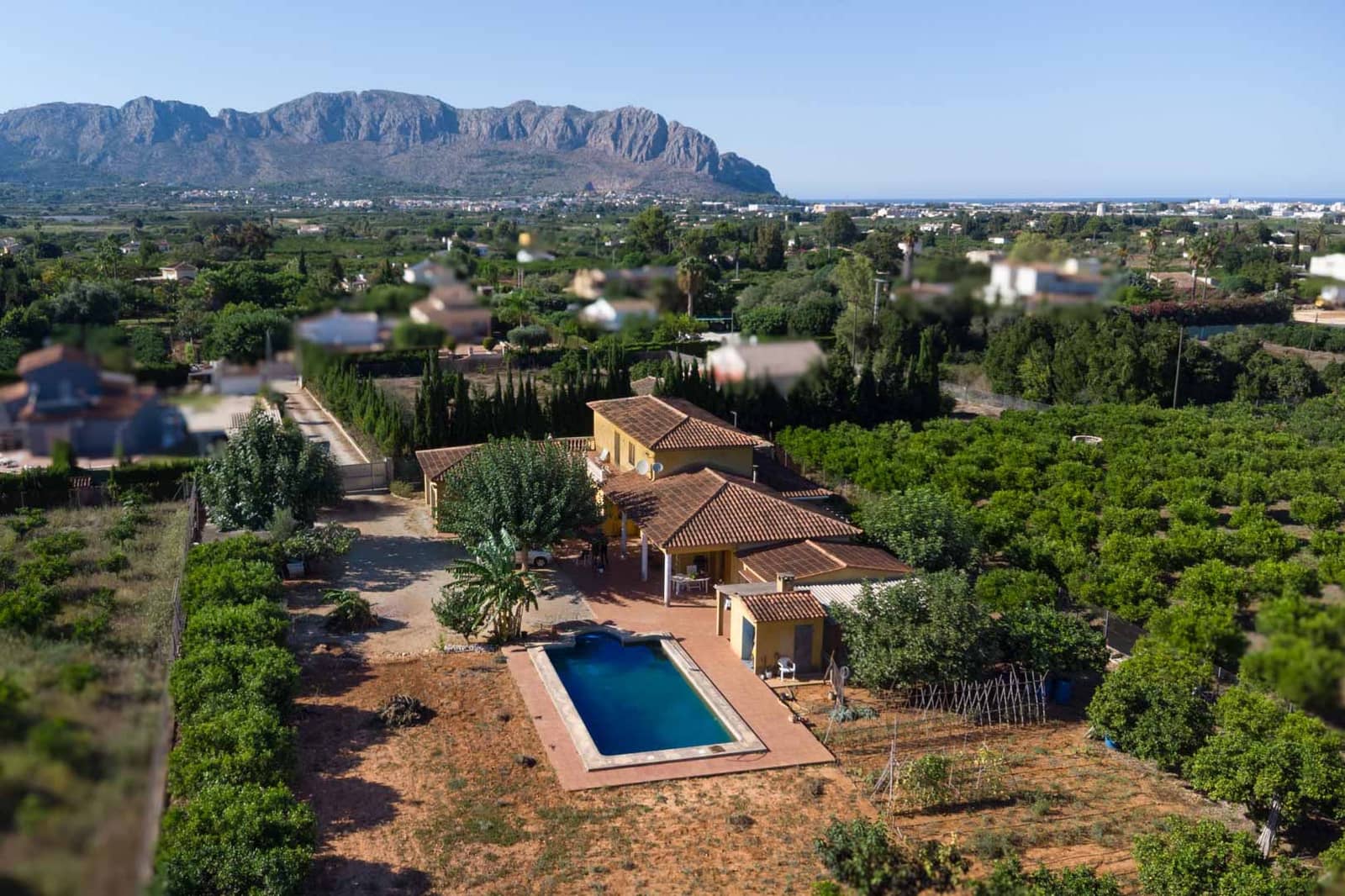6 Zimmer Villa zu verkaufen in Pedreguer mit Pool Garage - 732.000 € (Ref: 10040024)