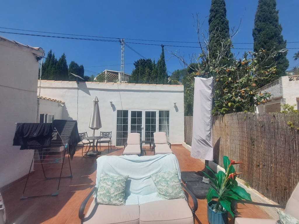 2 slaapkamer Bungalow te koop in Altea la Vella met zwembad - € 395.000 (Ref: 10040026)