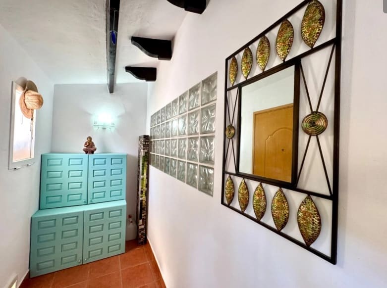 3 soveværelse Byhus til salg i Moraira med swimmingpool garage - € 349.000 (Ref: 10040030)