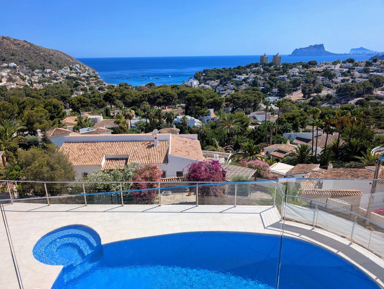 3 sovrum Villa till salu i Moraira med pool garage - 1 330 000 € (Ref: 10040031)