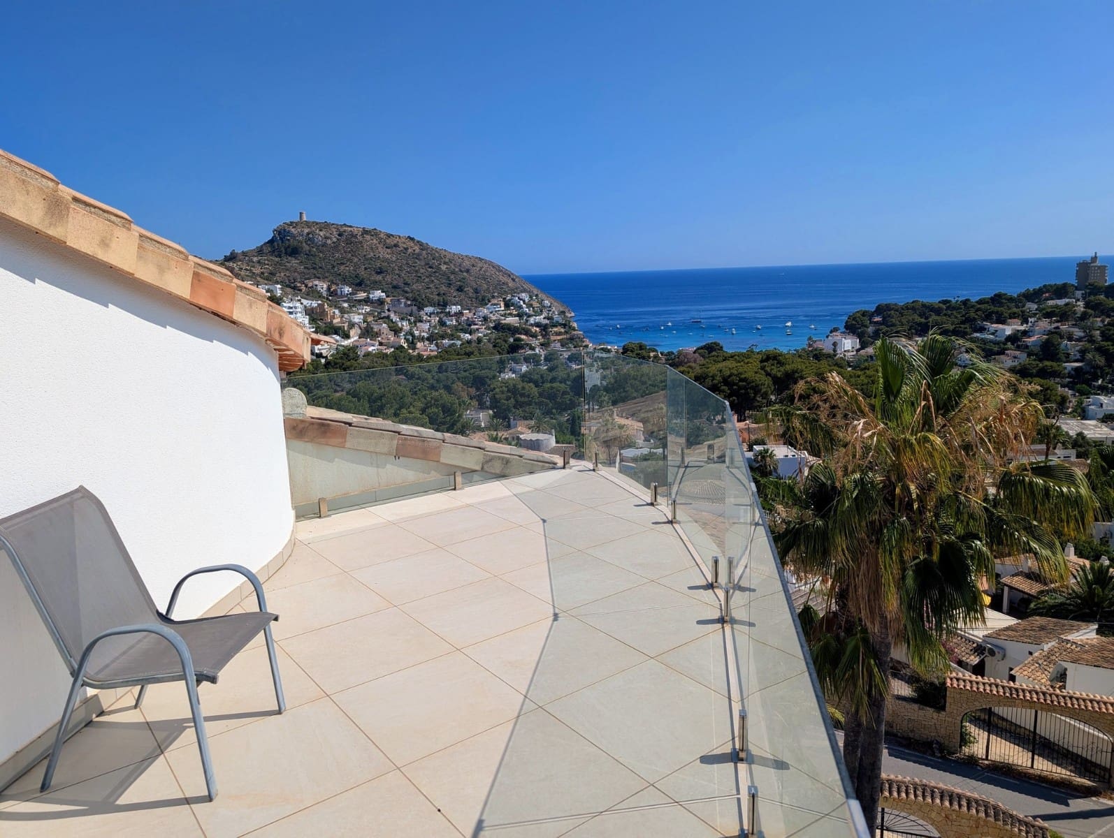 3 sovrum Villa till salu i Moraira med pool garage - 1 330 000 € (Ref: 10040031)