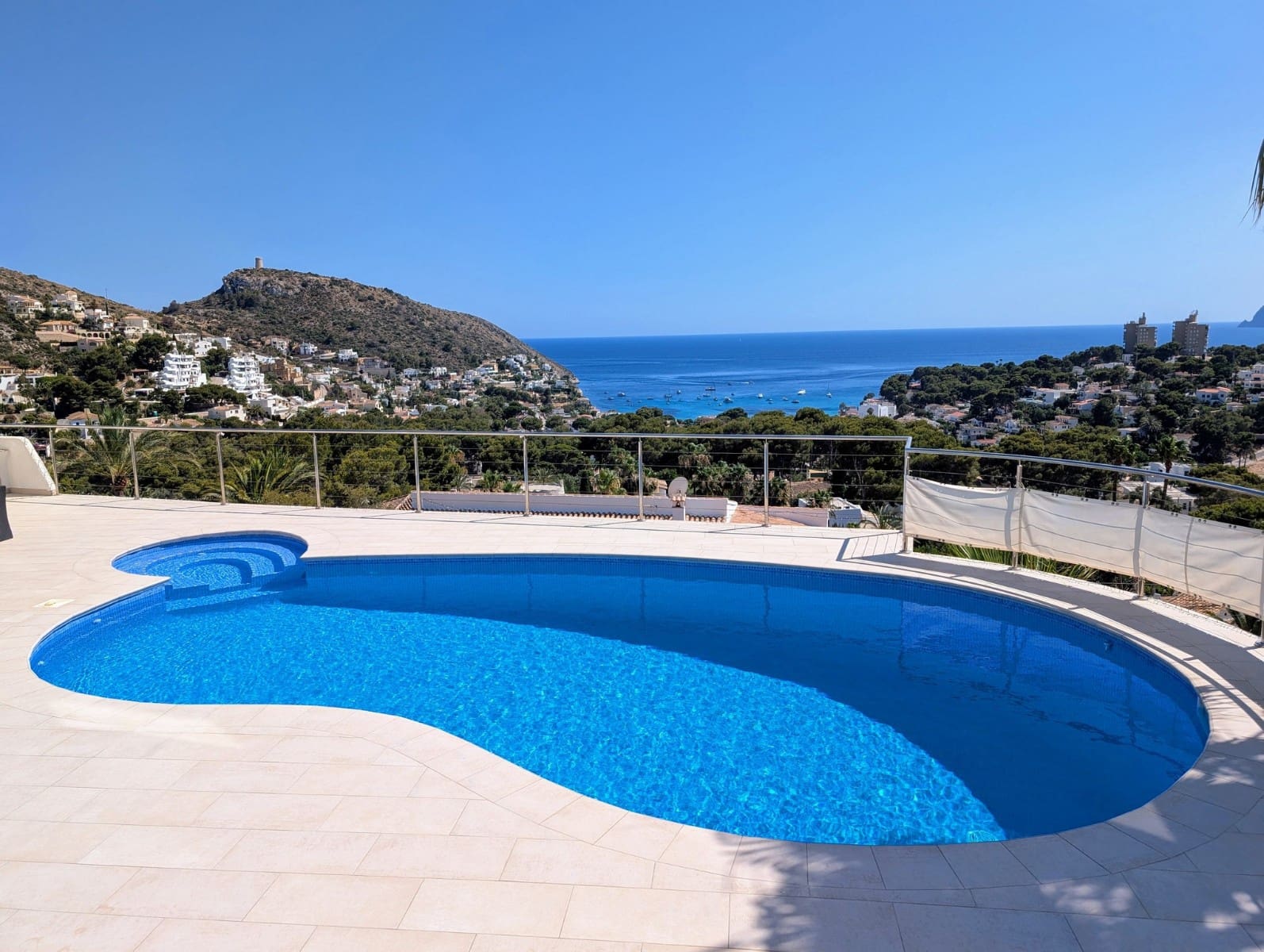 3 sovrum Villa till salu i Moraira med pool garage - 1 330 000 € (Ref: 10040031)