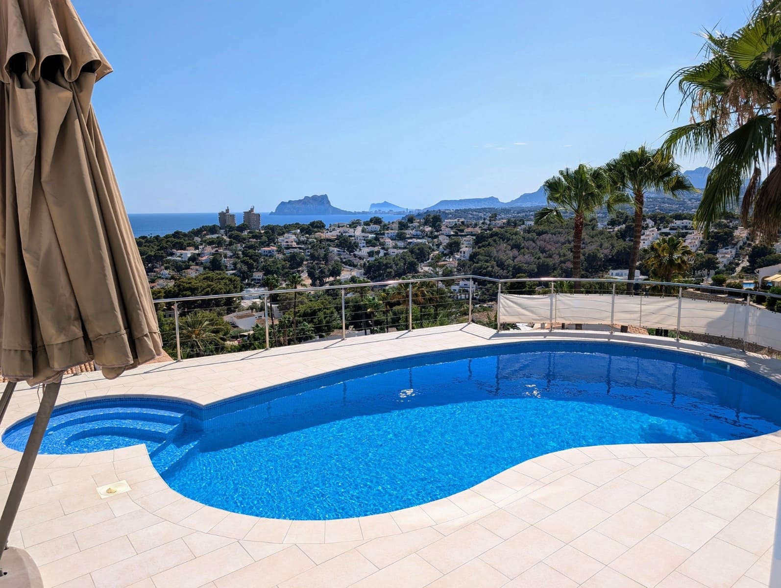 3 sovrum Villa till salu i Moraira med pool garage - 1 330 000 € (Ref: 10040031)