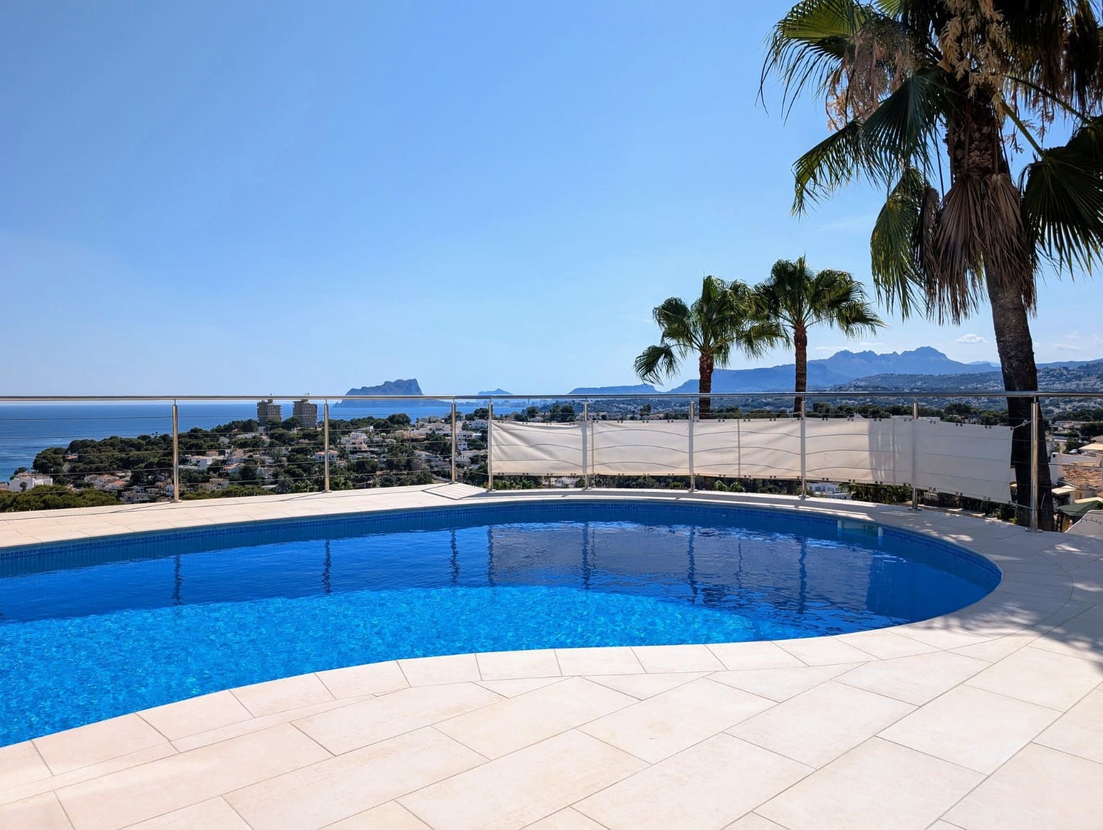 3 sovrum Villa till salu i Moraira med pool garage - 1 330 000 € (Ref: 10040031)