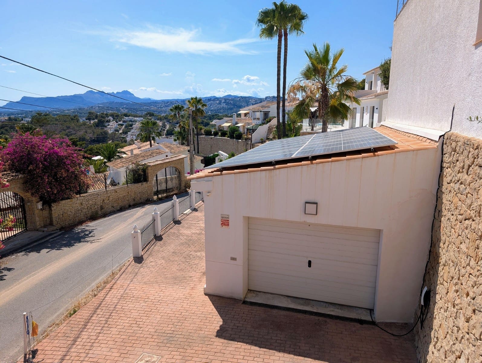 3 sovrum Villa till salu i Moraira med pool garage - 1 330 000 € (Ref: 10040031)