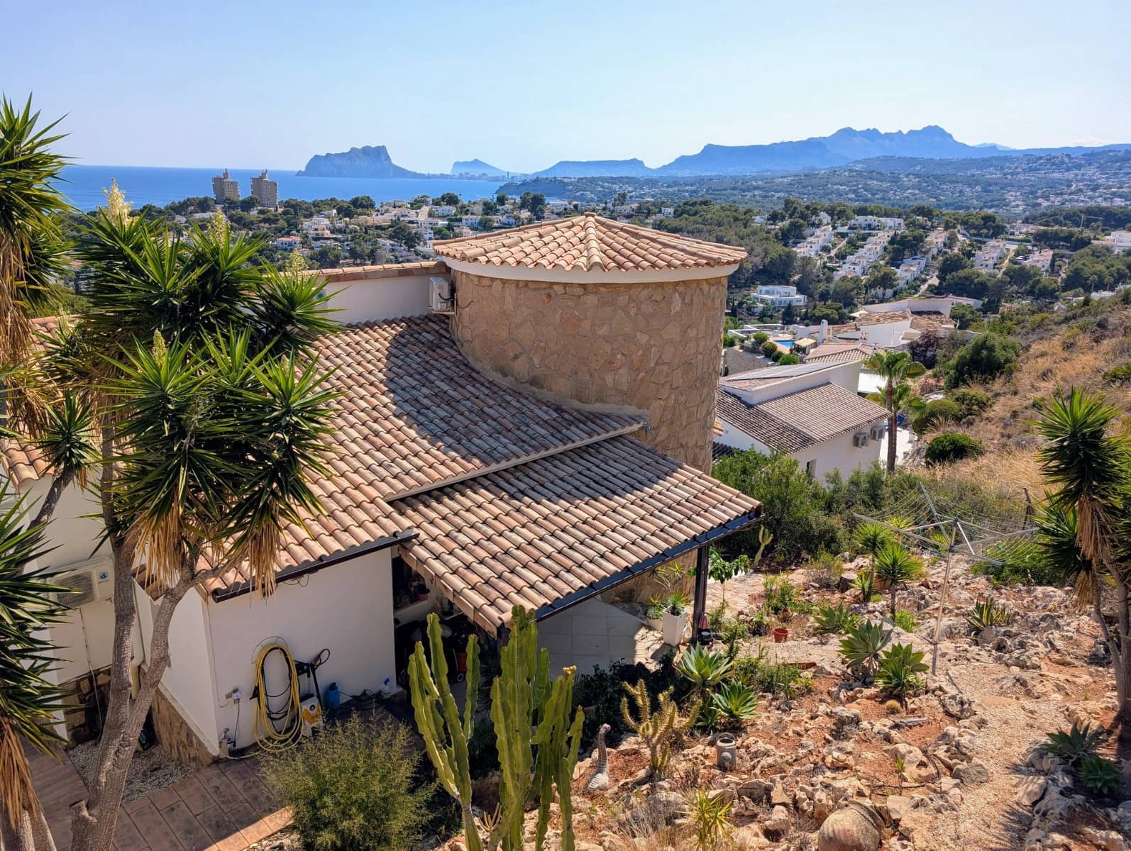 3 sovrum Villa till salu i Moraira med pool garage - 1 330 000 € (Ref: 10040031)