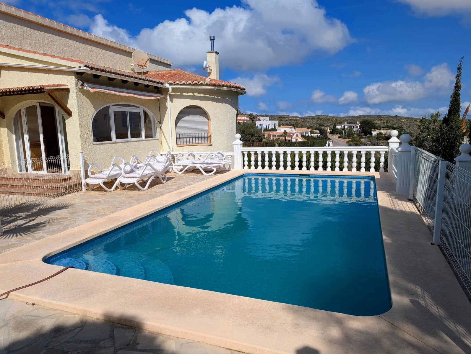 3 sovrum Villa till salu i Benitachell / Benitatxell med pool garage - 449 000 € (Ref: 10040032)