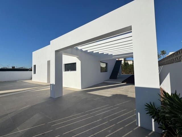3 makuuhuone Huvila myytävänä paikassa La Pedrera - Vessanes, Dénia mukana uima-altaan - 1 190 000 € (Ref: 10040037)