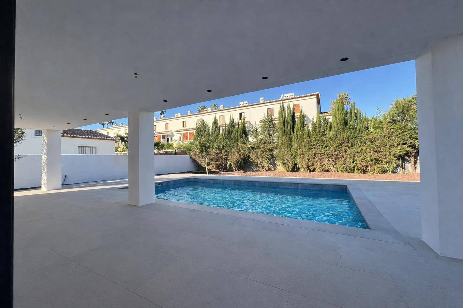 3 chambre Villa/Maison à vendre à Denia avec piscine - 1 190 000 € (Ref: 10040037)