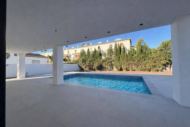 3 makuuhuone Huvila myytävänä paikassa La Pedrera - Vessanes, Dénia mukana uima-altaan 
autotalli - 1 190 000 € (Ref: 10040037)