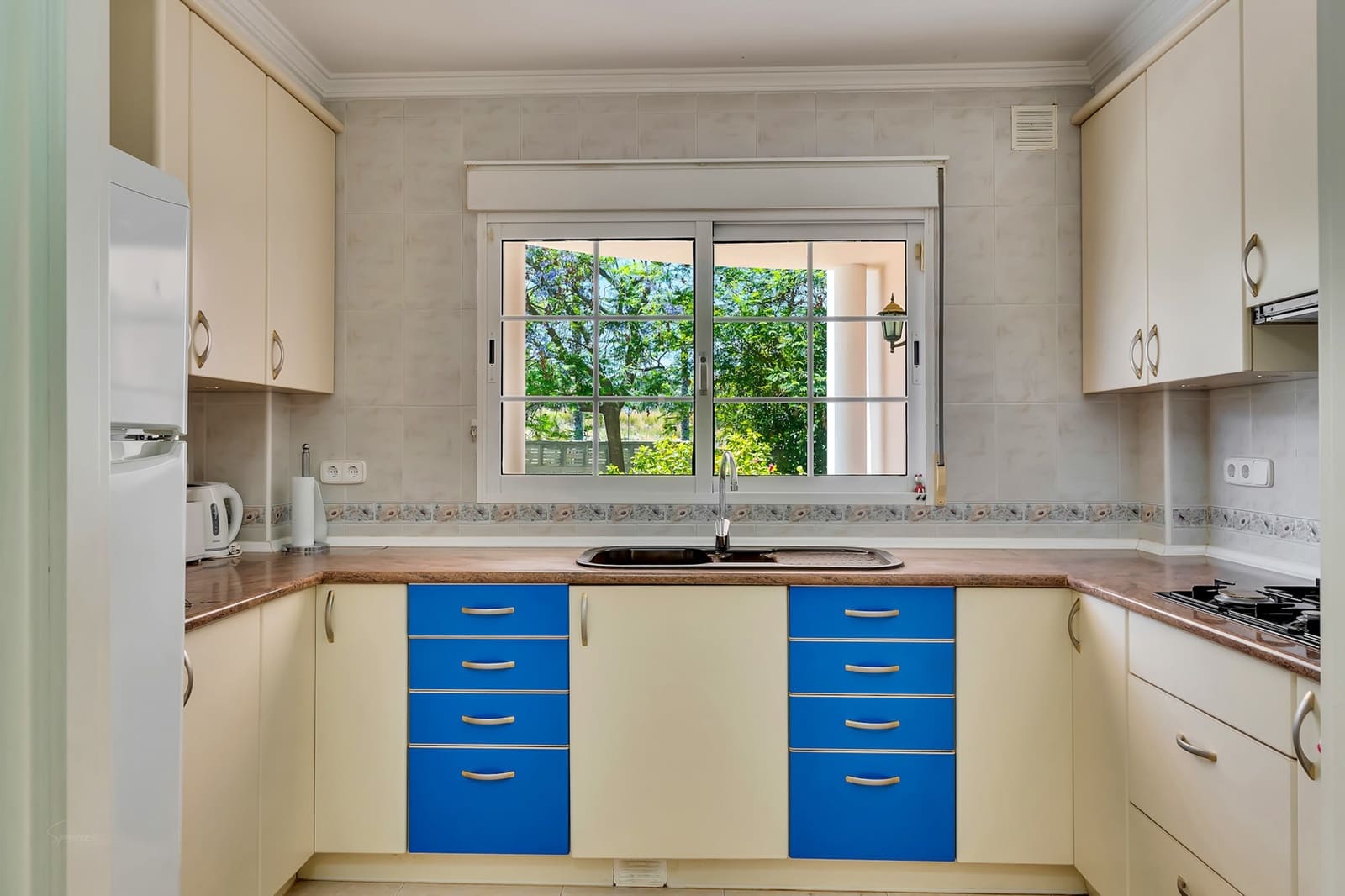 6 quarto Moradia para venda em Orba com piscina - 799 000 € (Ref: 10040040)