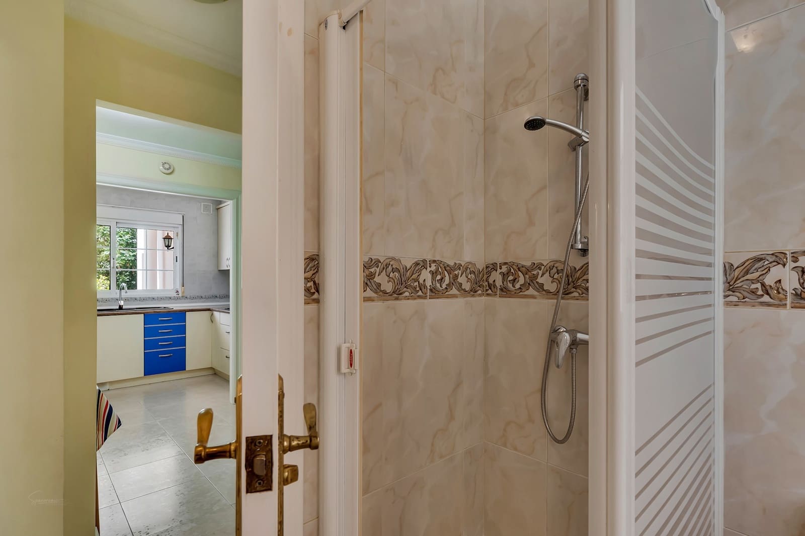 6 quarto Moradia para venda em Orba com piscina - 799 000 € (Ref: 10040040)