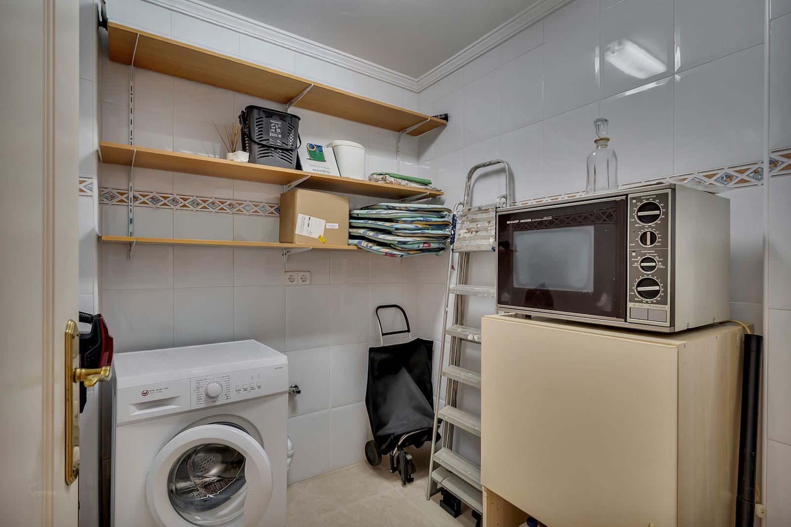6 quarto Moradia para venda em Orba com piscina - 799 000 € (Ref: 10040040)