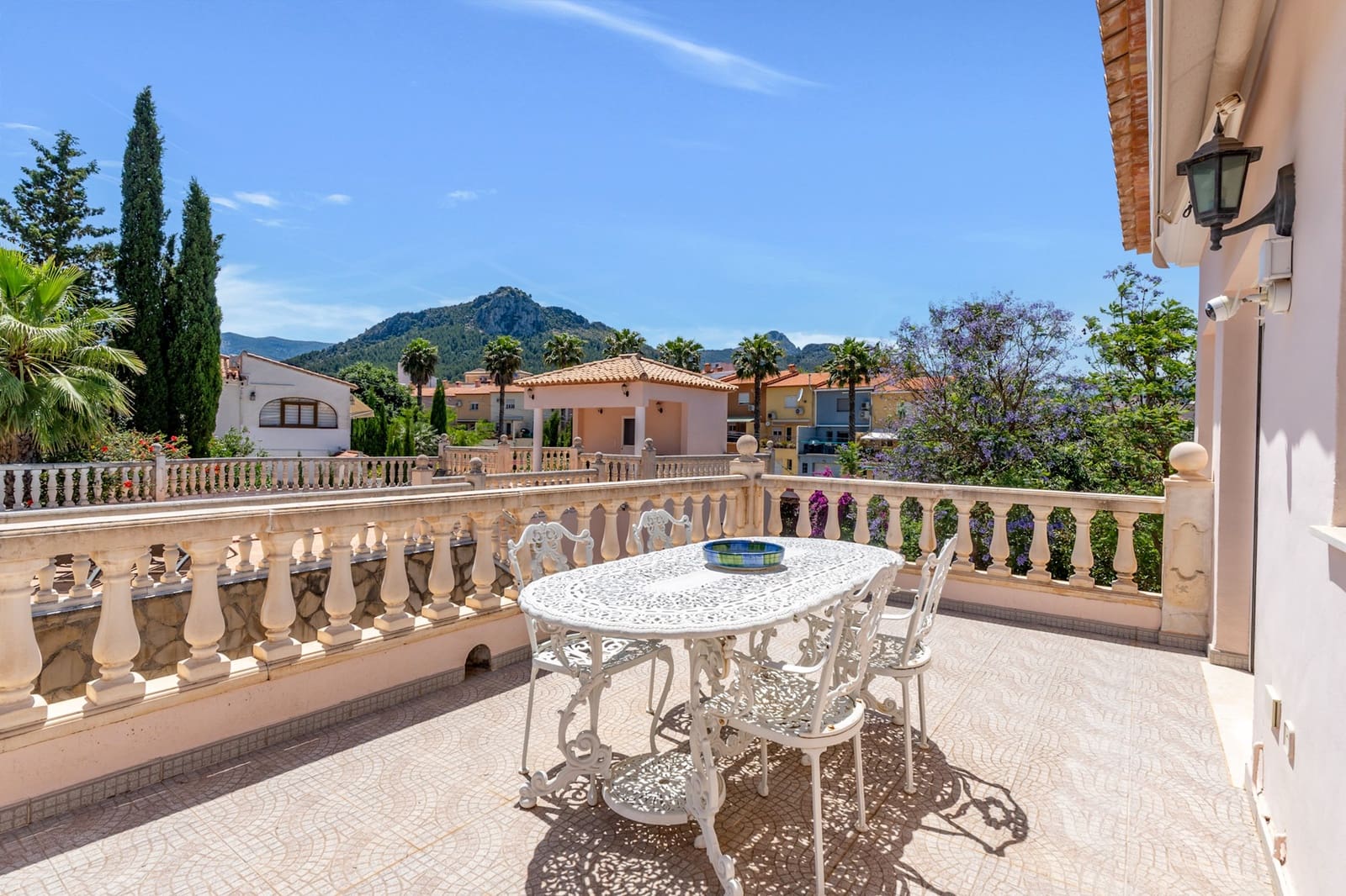 6 quarto Moradia para venda em Orba com piscina - 799 000 € (Ref: 10040040)