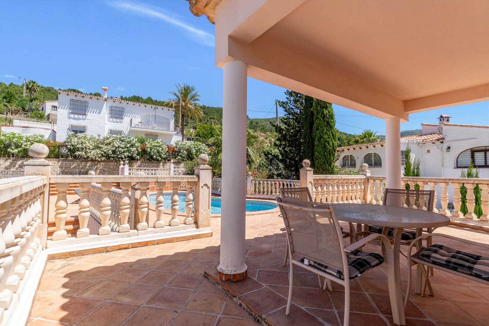 6 quarto Moradia para venda em Orba com piscina - 799 000 € (Ref: 10040040)
