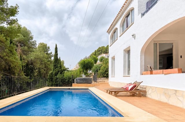 5 chambre Villa/Maison à vendre à Montgó - Ermita, Javea / Xàbia avec piscine - 549 000 € (Ref: 10040046)