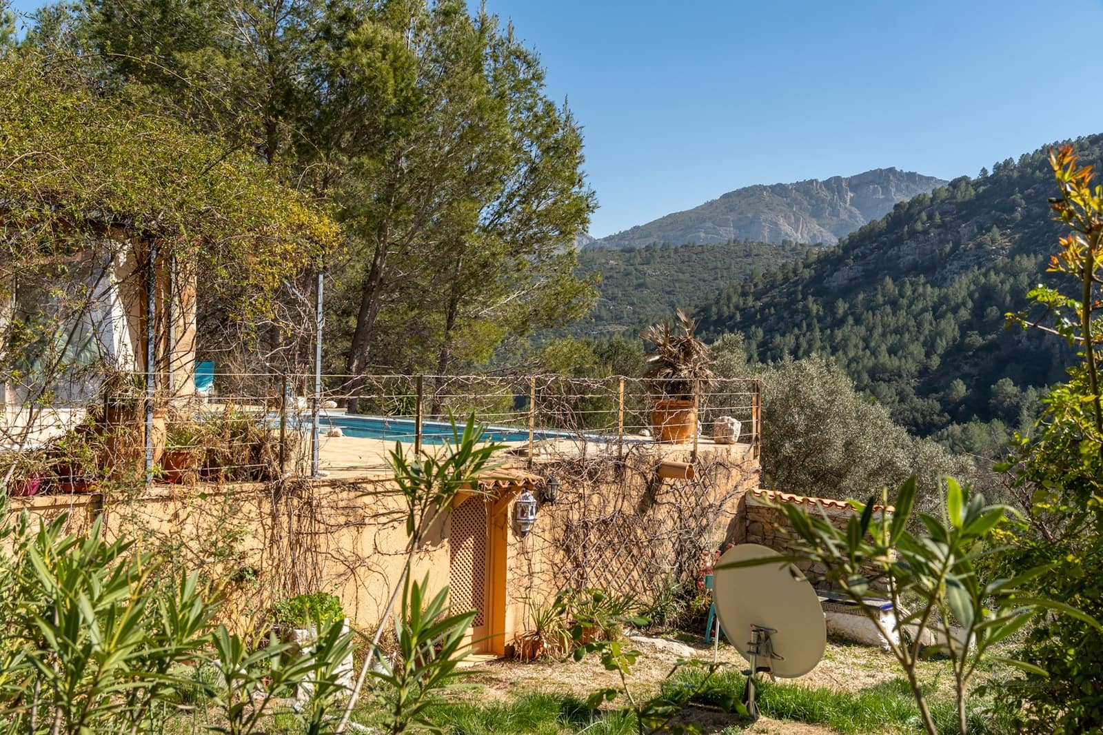 4 bedroom Villa for sale in Castell de Castells with pool - € 425,000 (Ref: 10040052)