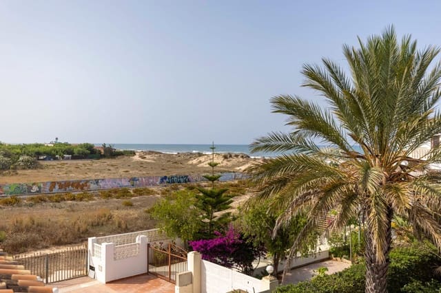 4 quarto Casa em Banda para venda em Oliva Pueblo, Oliva com piscina - 419 000 € (Ref: 10040060)