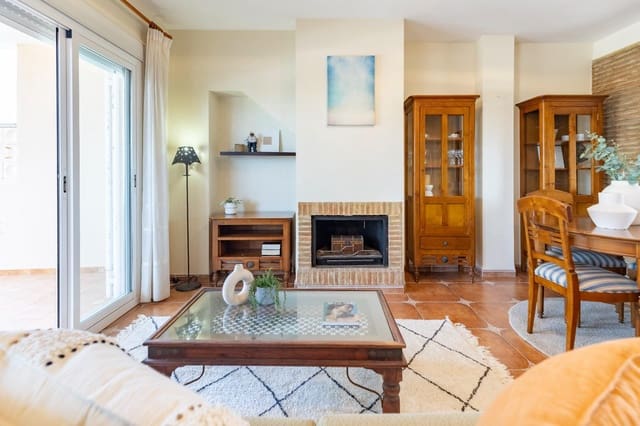 4 quarto Casa em Banda para venda em Oliva Pueblo, Oliva com piscina - 419 000 € (Ref: 10040060)