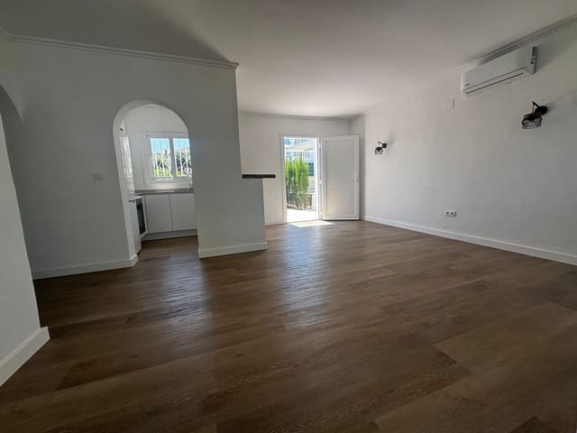 3 soveværelse Byhus til salg i La Pedrera - Vessanes, Dénia med swimmingpool - € 380.000 (Ref: 10040065)