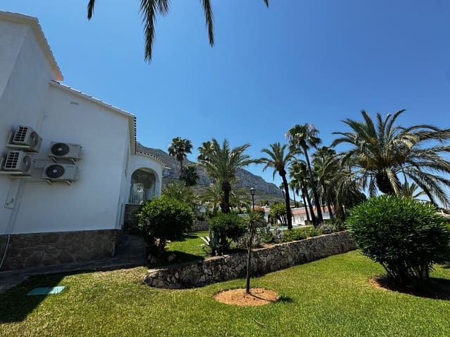 3 soveværelse Byhus til salg i La Pedrera - Vessanes, Dénia med swimmingpool - € 380.000 (Ref: 10040065)