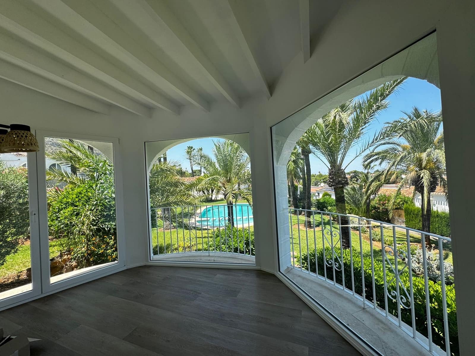 3 soveværelse Byhus til salg i Denia med swimmingpool - € 380.000 (Ref: 10040065)