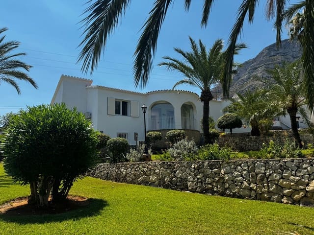 3 soveværelse Byhus til salg i La Pedrera - Vessanes, Dénia med swimmingpool - € 380.000 (Ref: 10040065)